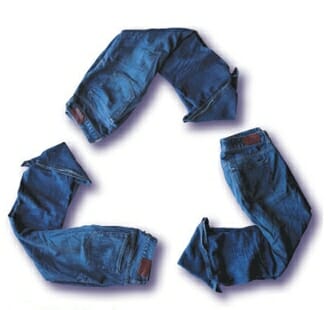 UltraTouch™绝缘牛仔裤的回收Logo